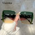 VIUIRNKA Women'S Sunglasses, Oversized Rimless Square Frame with Gradient Lenses, Lightweight Unisex Summer Design with Case, Perfect for Beach Parties & Halloween Christmas Gift Giving, Fashionable Statement Eyewear