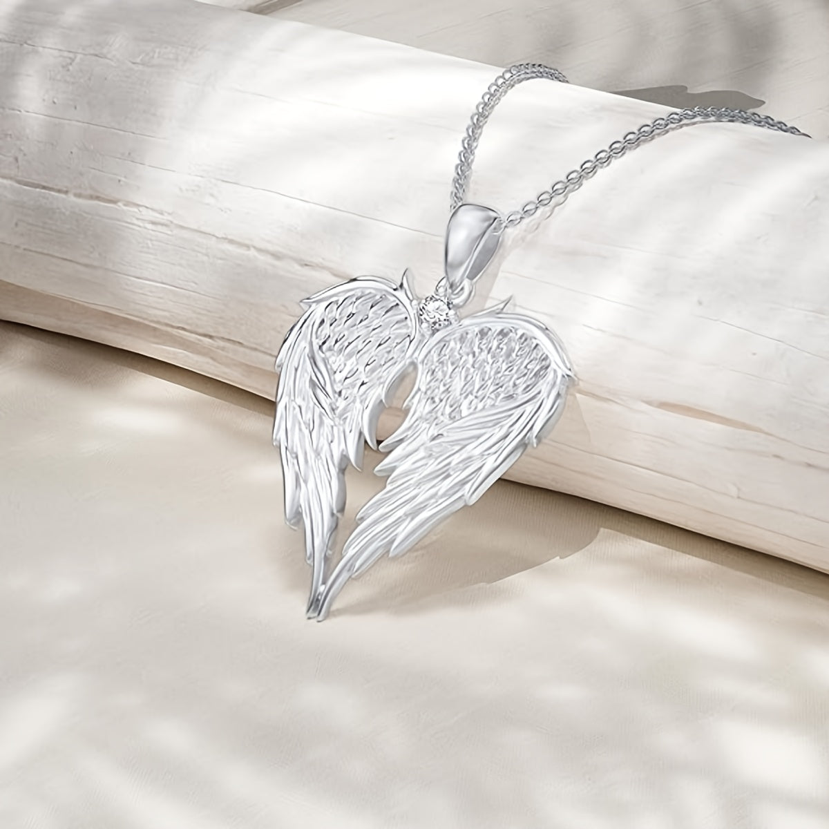 A Pair of Stylish And Elegant Angel Wings Heart-Shaped Love Pendant Earrings, Or a Heart-Shaped Pendant Necklace, Exquisite Holiday Birthday Party Memorabilia Gifts, Christmas Valentine'S Day Mother'S Day Presents, Jewelry Accessories
